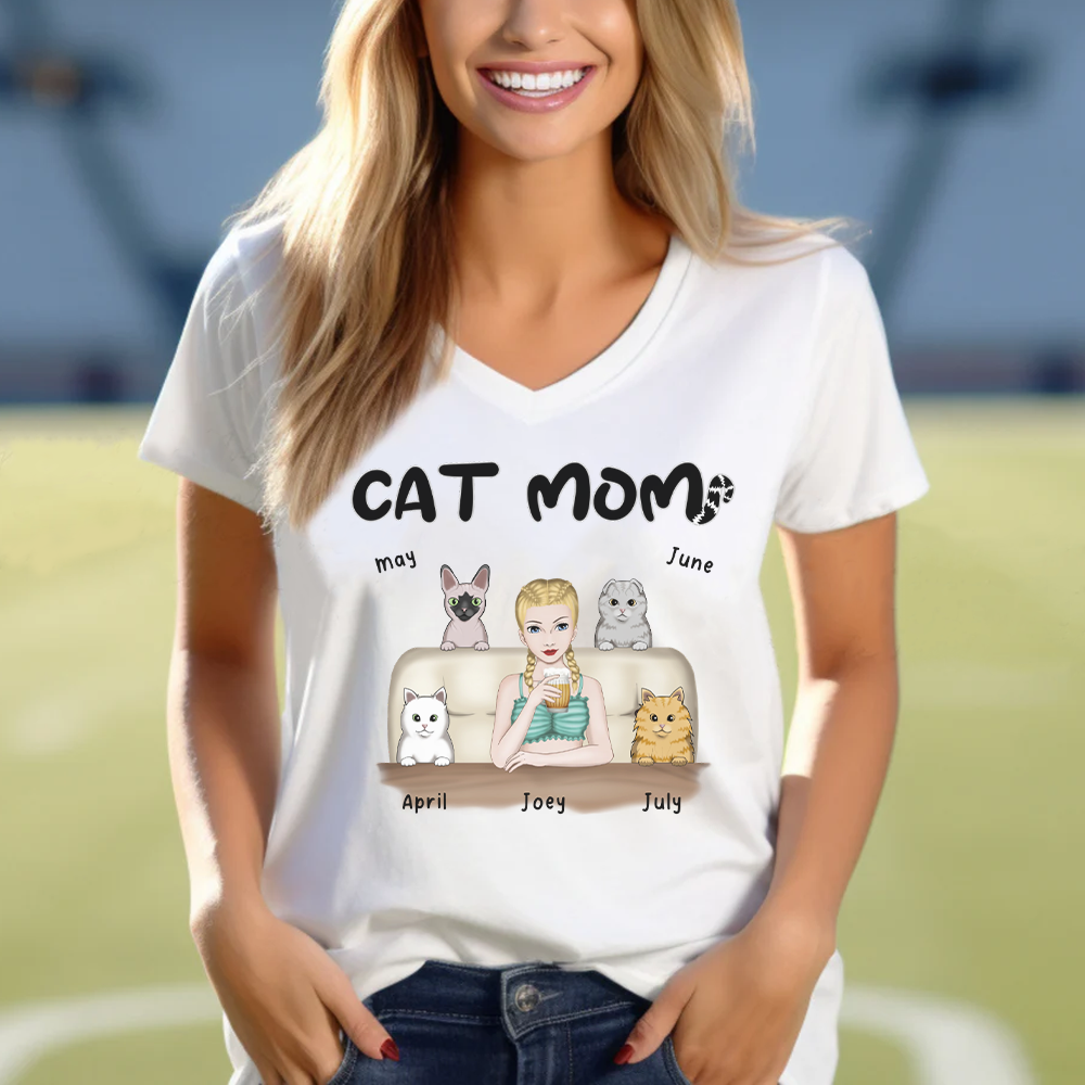 PST41 Cat Mom Frontal Full Color Female 4 Cats