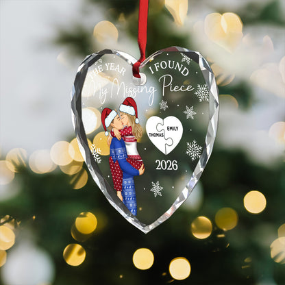 UPST186 The Year I Found My Missing Piece - Personalized Heart Shaped Glass Ornament